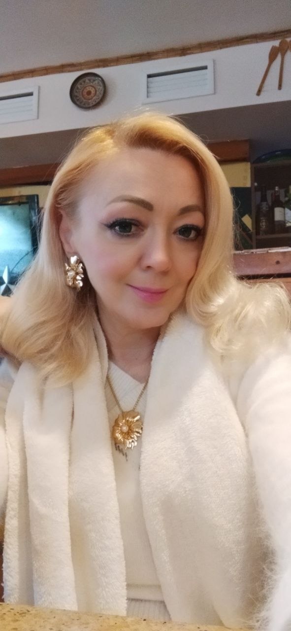 Александра Сапронова